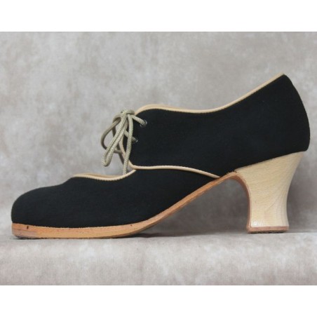 Tientos 36 A Suede Negro Semicarrete Barnizado R. Beige