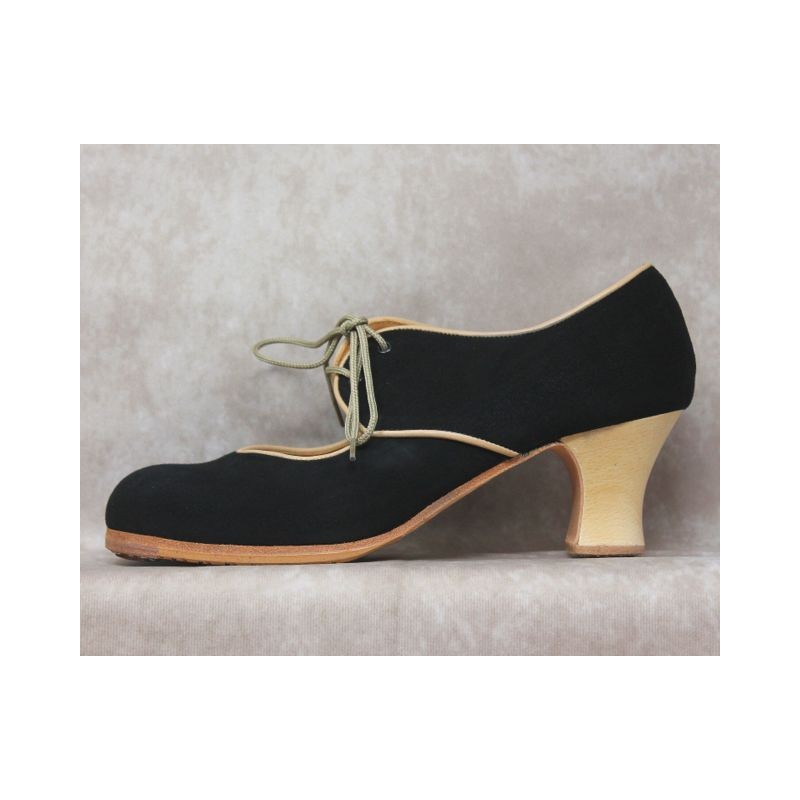 Tientos 39,5 A Suede Negro Semicarrete Barnizado R. Beige
