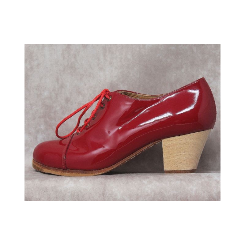 Calaito 36,5 A Patent Leather Rojo Cubano Barnizado