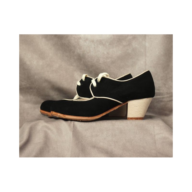 Tientos 37 A Ante Negro Cubano Barnizado R. Beige