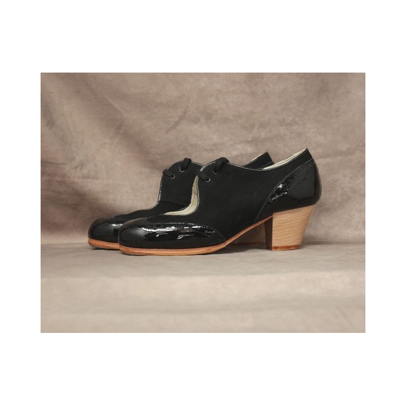 Martinete 36 AA Nobuck Negro Cubano Barnizado Adornos Charol Negro